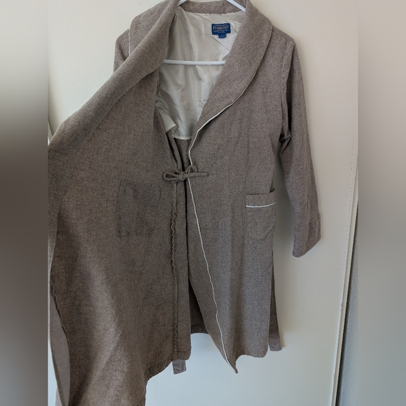 Pendleton Womens Large 100% Wool Brown Robe Sleepwear Loungewear Cottage Cozy - Picture 2 of 6